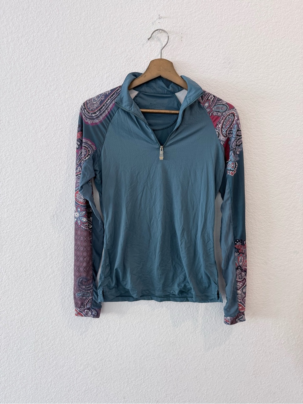 Kastel Denmark- Long Sleeve Lightweight Sun Shirt- M